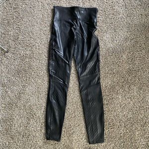 *NWOT* Spanx Faux Leather Moto Leggings